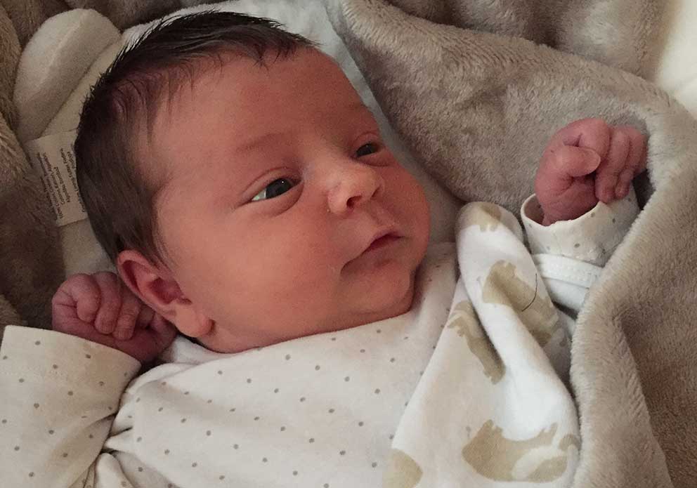 Theo har blivit storebror