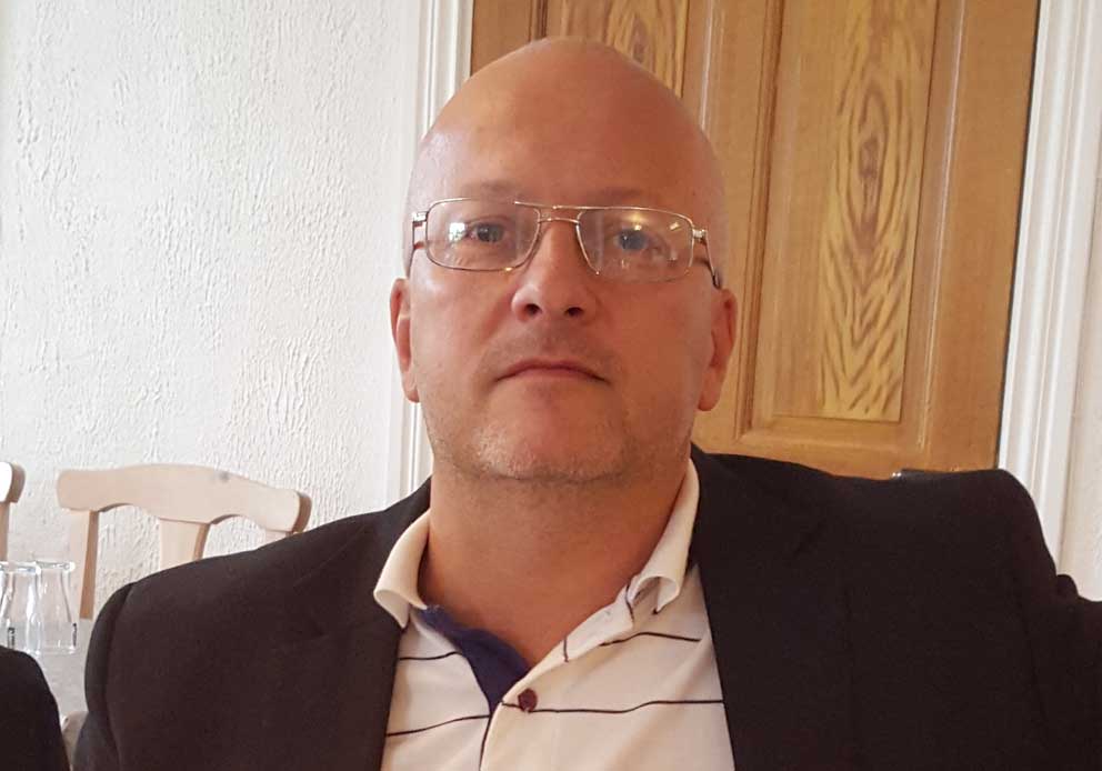Micke Juul 47 år