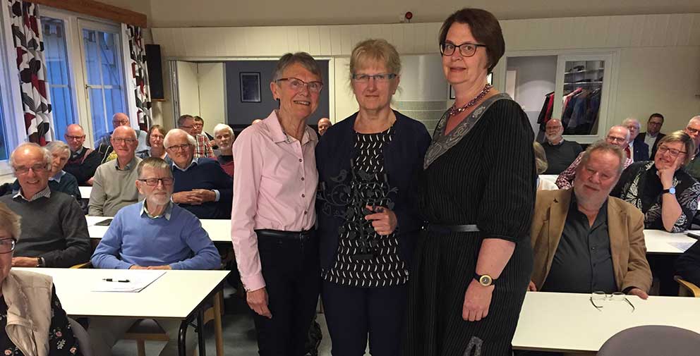 Inger Gustafsson avtackade.Birgitta Davidsson och Hillevi Andersson