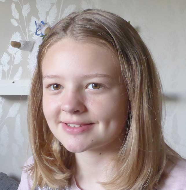 Molly Hansson 12 år