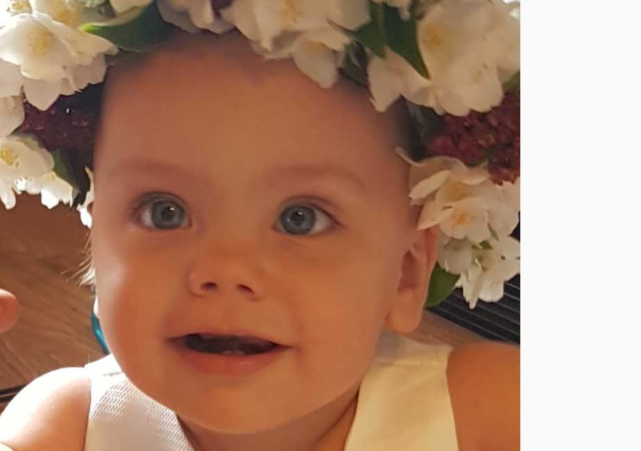 Ellie Hindersson 1 år