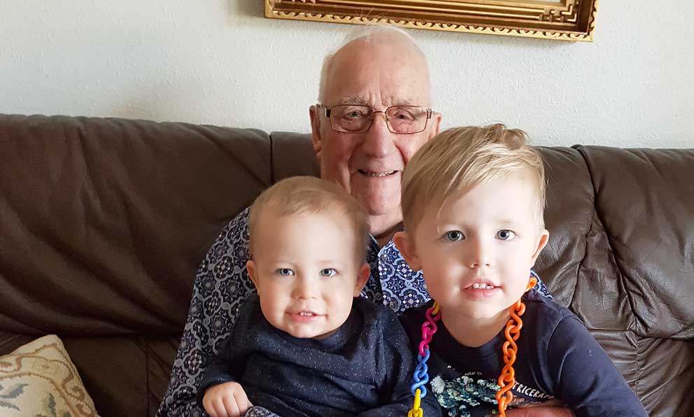 Oskar Elg 94 år