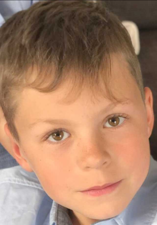 Ashton Gilfoyle 8 år