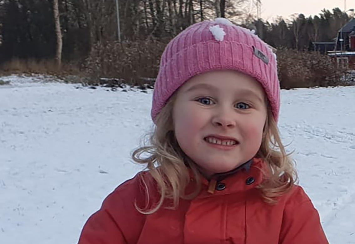 Esther Hellström 6 år