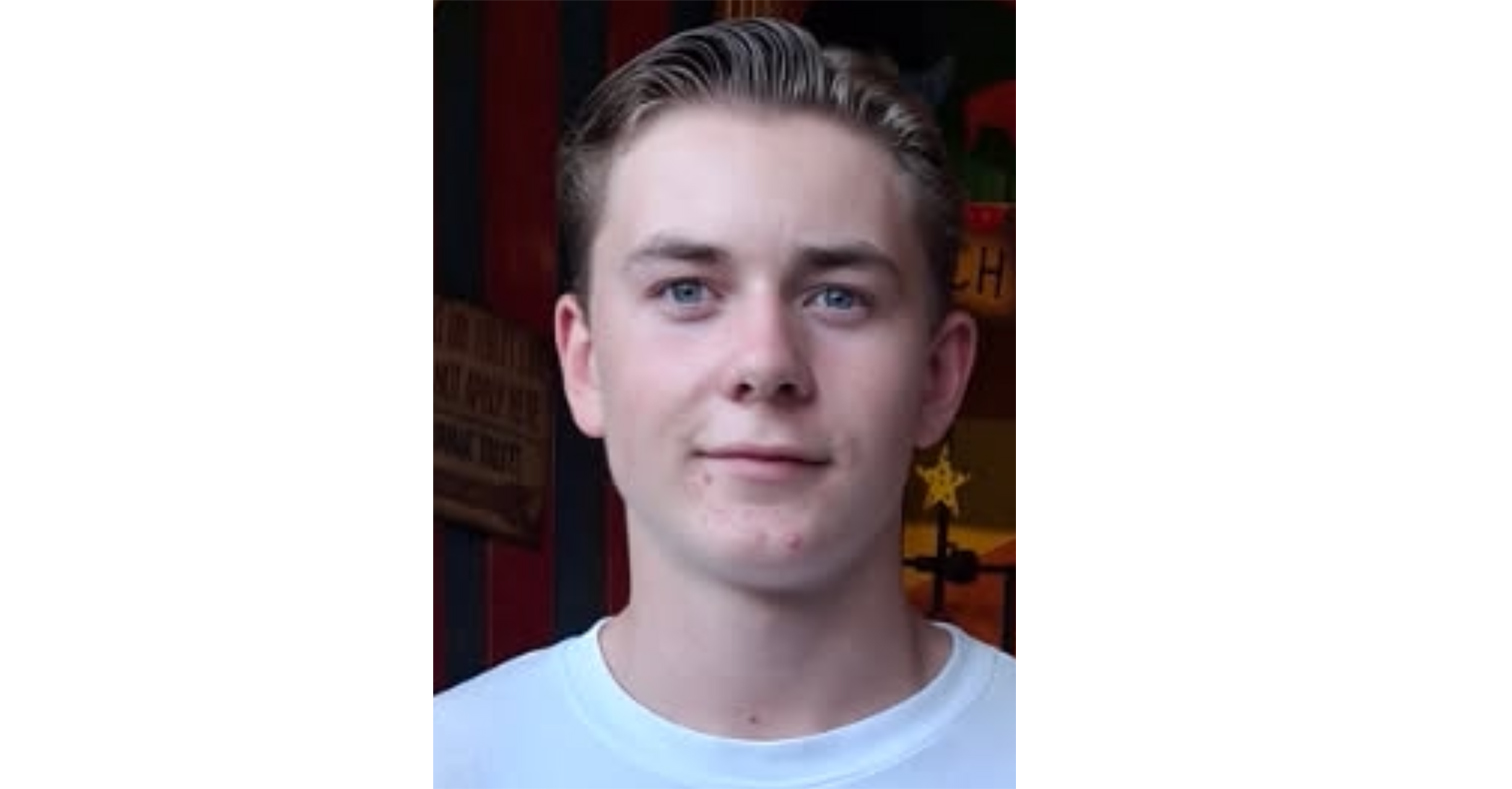 Aron Mir 18 år