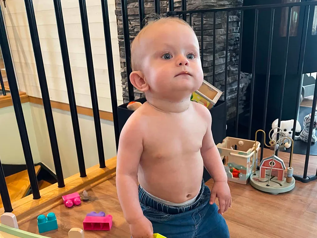 Charlie fyller 1 år